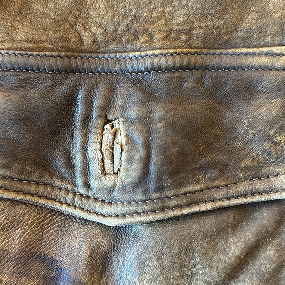 Vintage 90’s Banana Republic Brown Leather Bomber Jacket Size 44L SOFT! - Picture 5 of 14